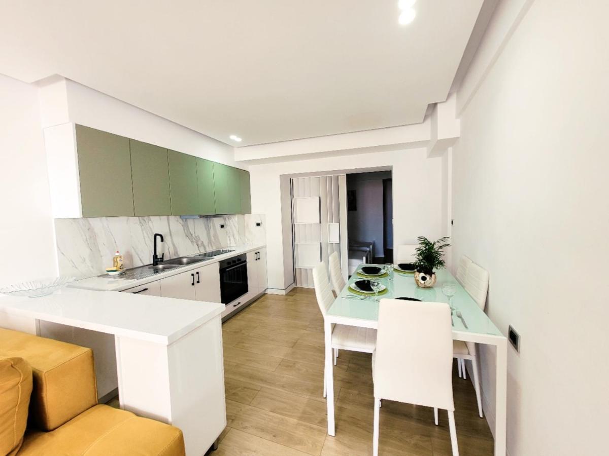 Loi Apartment Sarandë Eksteriør billede
