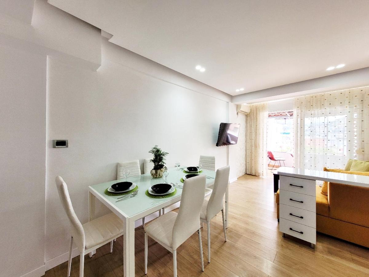 Loi Apartment Sarandë Eksteriør billede