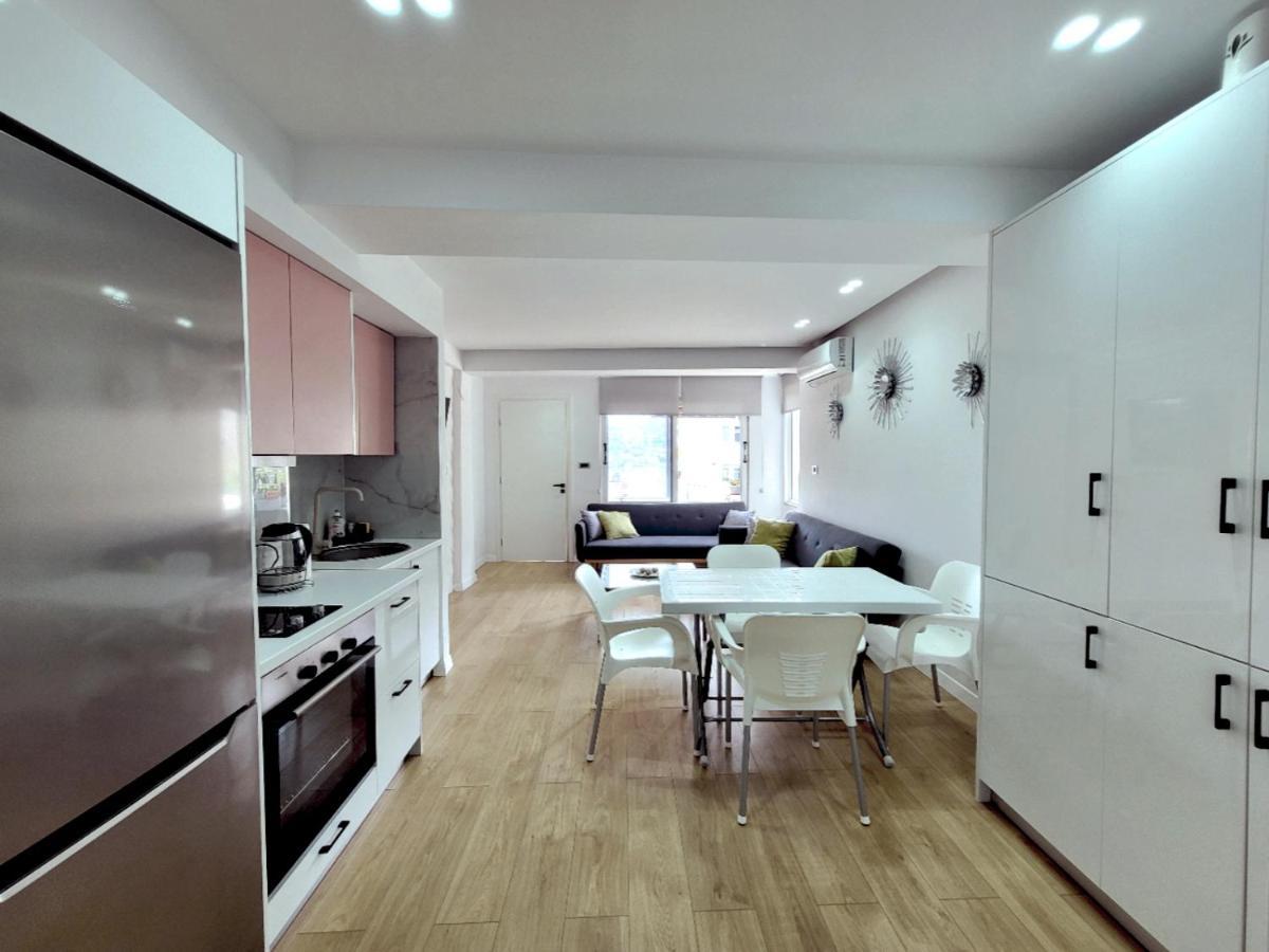 Loi Apartment Sarandë Eksteriør billede