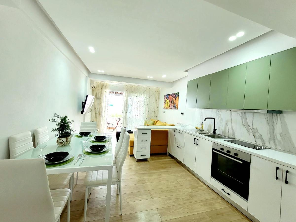 Loi Apartment Sarandë Eksteriør billede
