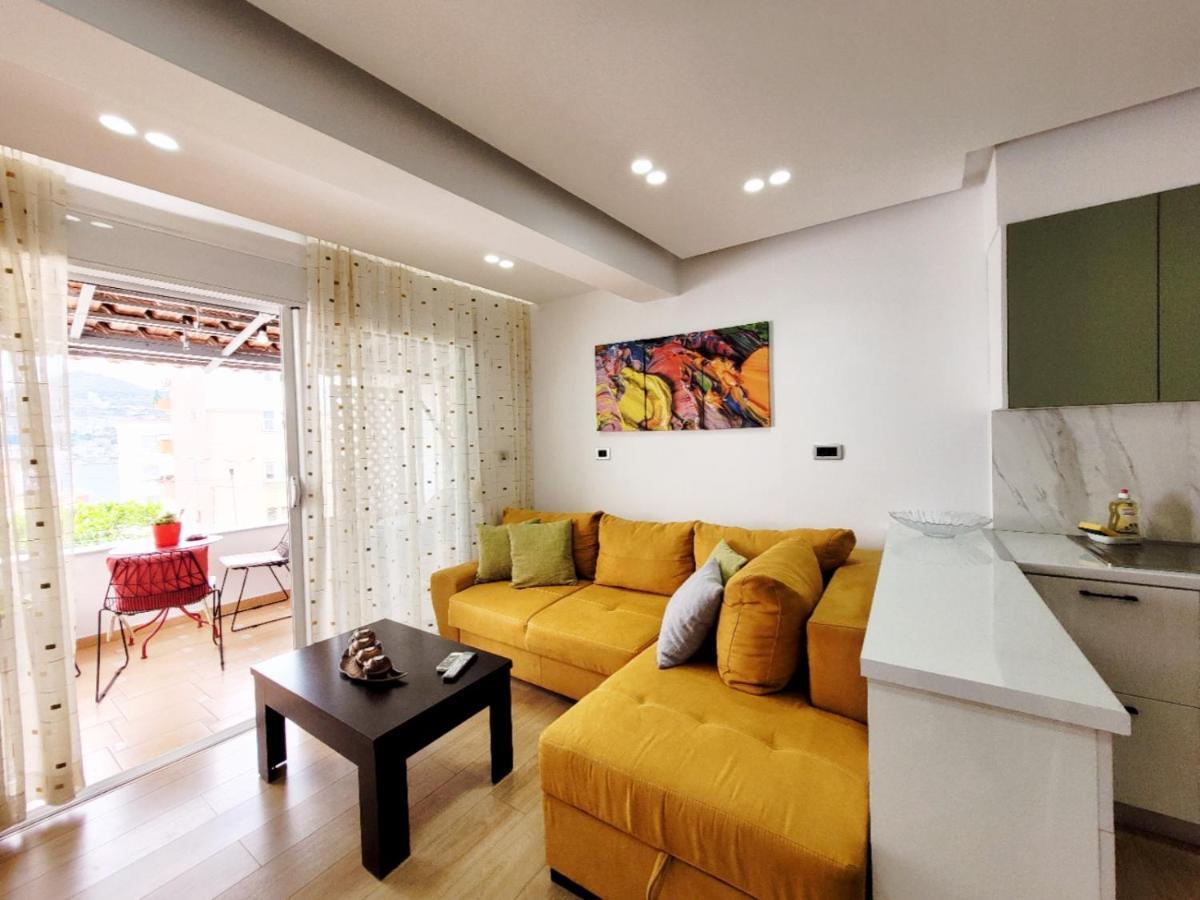 Loi Apartment Sarandë Eksteriør billede