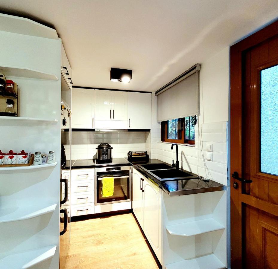 Loi Apartment Sarandë Eksteriør billede