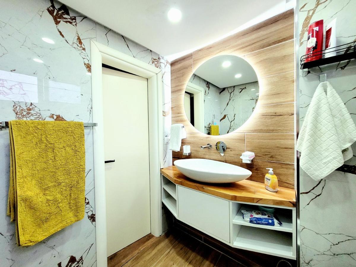 Loi Apartment Sarandë Eksteriør billede